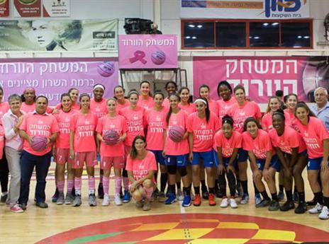 "לשחקניות ברמת השרון יש את החופש להיות מי שהן" (מתוך מנהלת הליגה לנשים)