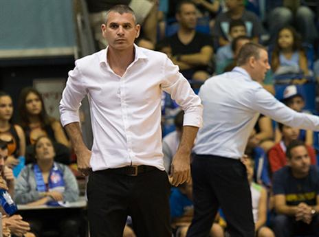 הקבוצה שלו הגיעה להילחם. גורקה (עודד קרני)