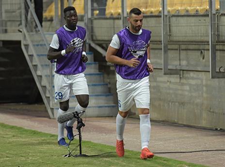 רחוק מהמרכז, אזולאי התחיל מההתחלה (לירן קרפ)