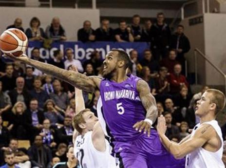 משחק נהדר, בראון (באדיבות אתר פיב"א)