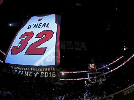 מגדולי הסנטרים בכל הזמנים (Getty)