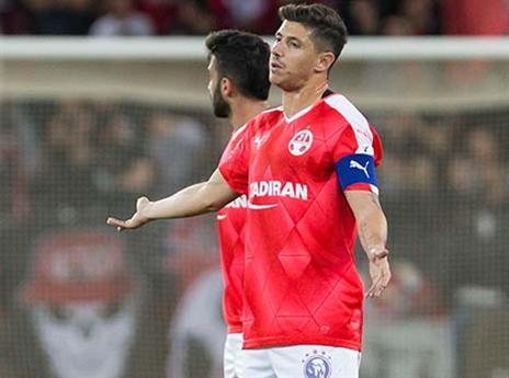 מליקסון מאוכזב. השער שלו לא הספיק (צילום: עודד קרני)