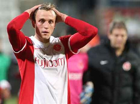 שוינפלד. "אפילו הוא לא כבש"