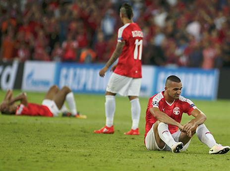0:2 על אלופת סקוטלנד לא מספיק לאדומים שנשלחים לליגה האירופית (אלן שיבר)