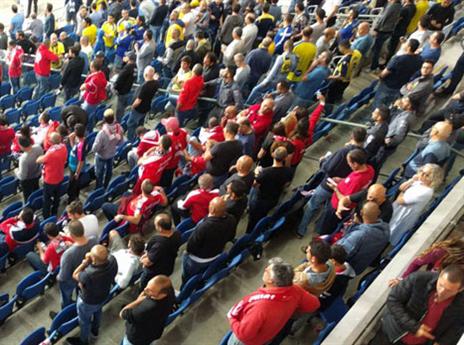 30 אוהדים הורחקו (אלן שיבר)