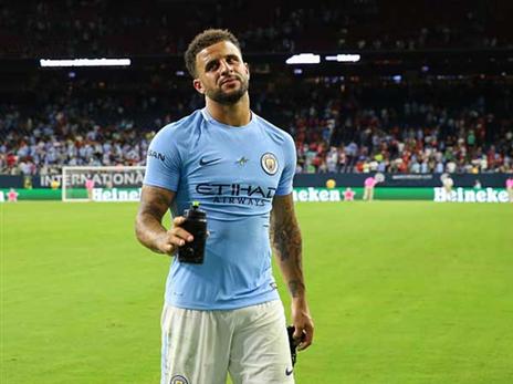 כבר לא שחקן ההגנה הכי יקר. ווקר (Getty)