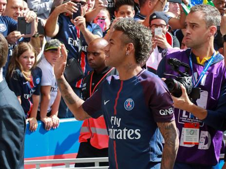 הקהל כבר לא יכול לחכות (getty)