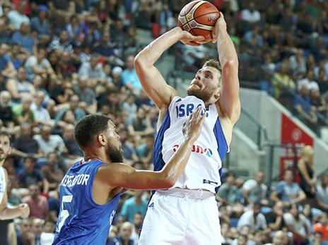 מקל. החלים מהפציעה (אלן שיבר)