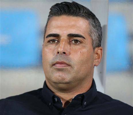 סילבס. עם נקודה אחת אחרי שני מחזורים (אנצ'ו גוש, סוכנות ג'יני)
