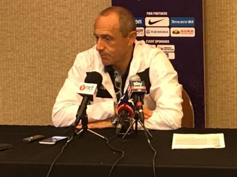 מסינה. שינויים בסגל ברגע האחרון