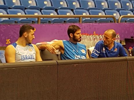 פרצופים נבולים באימון הבוקר