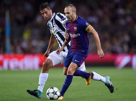 אינייסטה. יירד לספסל? (getty)