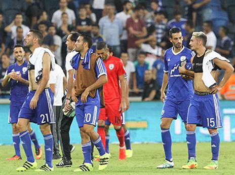 אבל האיטלקים ניצחו והנבחרת הלאומית קיבלה מחיאות כפיים מהקהל