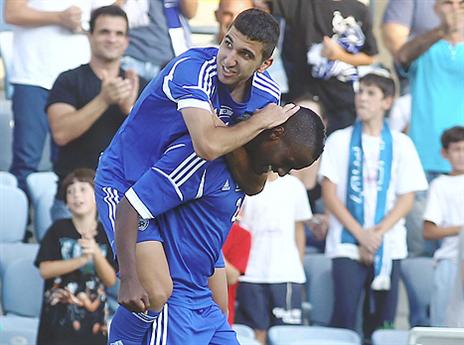 "היו בתקופתי 5-6 שחקנים בשלים" (אלן שיבר)