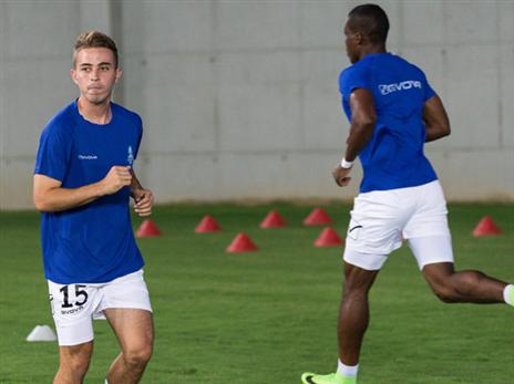 אלקרניאווי. בעכו ייאלצו להסתדר בלעדיו למשך כמה שבועות