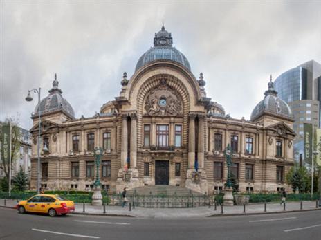 שדרות ויקטוריה, בתוכה כמה ממבני הארכיטקטורה היפים בעיר