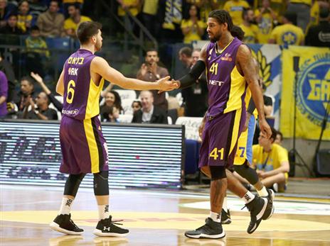 חולון הדהימה את מכבי ת"א (אלן שיבר)