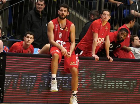 הג'וקר של פרנקו. מנקו (אלן שיבר)