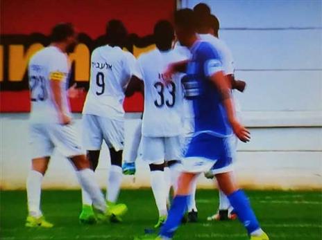 ניצחון דרמטי. שחקני בית"ר ת"א/רמלה חוגגים