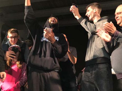 נהנה מכל רגע. רייס ג'וניור