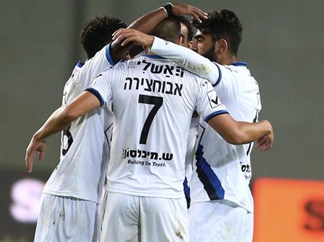 עושים היסטוריה (אלן שיבר)