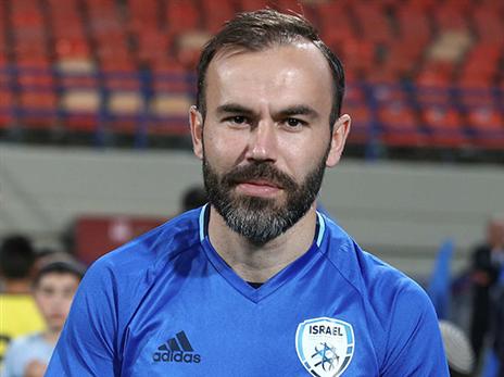 נאתכו. אין ראוי ממנו להיות קפטן (אלן שיבר)