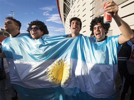 אוהדי ארגנטינה. שוב יחוו אכזבה? (Getty)