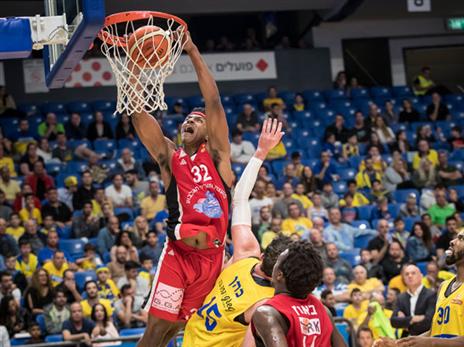 לידיי בתצוגה נפלאה במאני טיים (מנהלת הליגה)