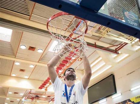 עוד אליפות למכבי (עודד קרני, איגוד הכדורסל)