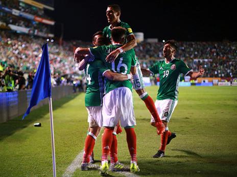 הלהבה עדיין בוערת (getty)