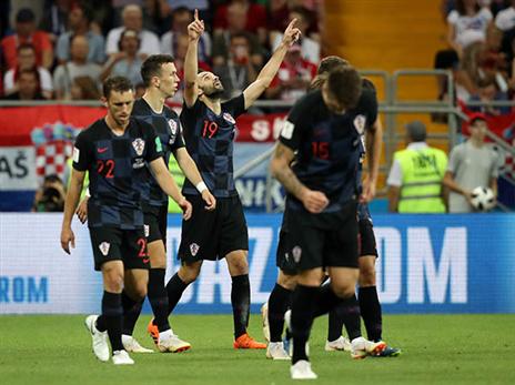 באדלי חוגג את השער שכבש (getty)