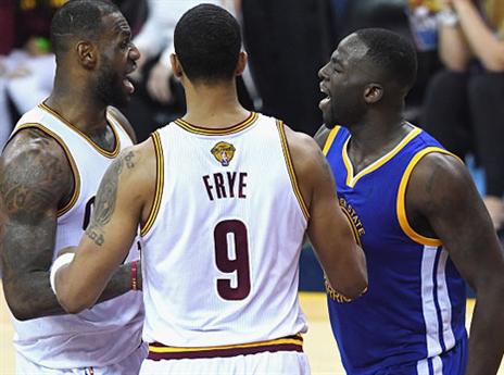 "שמח שלברון עבר ללייקרס" (getty)