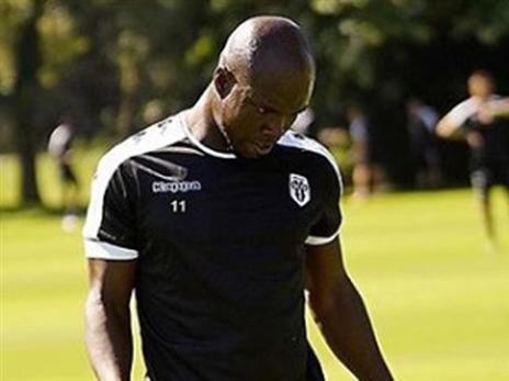 יכול לעניין קבוצות מישראל? דיקסון וואקמה