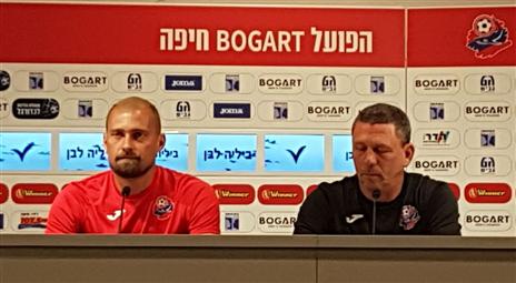 תמאש. לכולם יש שתי ידיים, שתי ידיים וראש
