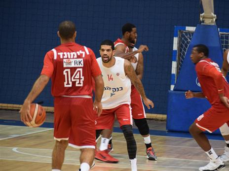 פלדין: "האווריה פנטסטית"