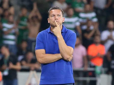 לא מוצא פתרונות. בכר (יוסי שקל)