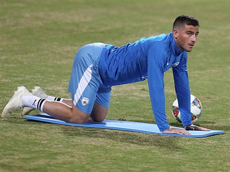 חמד. לא כשיר לחלוטין (אלן שיבר)