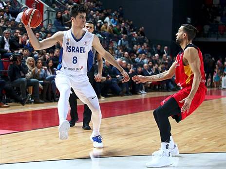 אבדיה לוקח בחשבון שהקהל הסרבי יקרא לו בוז (צילום: אלן שיבר)