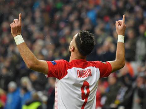 יחפש ניצחון באיטליה. דאבור (Photo by Sebastian Widmann/Bongarts/Getty Images )