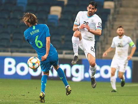 "מודע לזה שיהיו מאמנים ופרשנים שלא יאהבו אותו" (אלן שיבר)