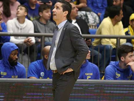 "אנחנו יכולים רק להמשיך להילחם". ספרופולוס (אלן שיבר)