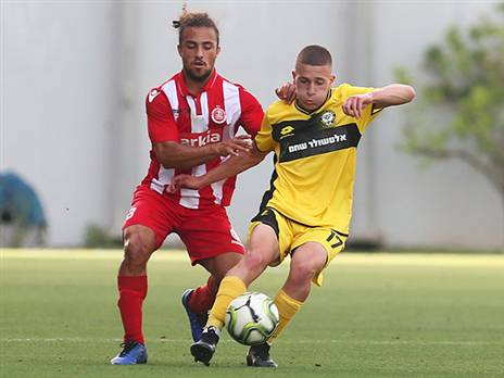 קורין. הזדמנות נהדרת במחצית הראשונה (אלן שיבר)