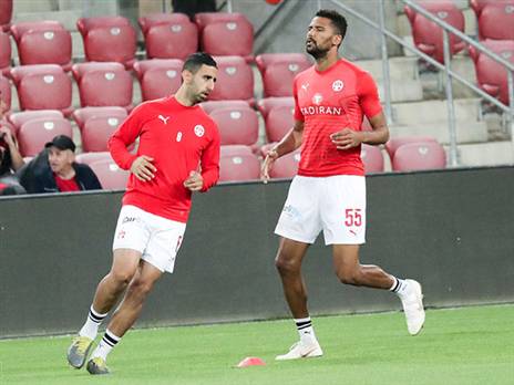 קיבל הצעה מהפועל חיפה, אבל מעוניין להישאר. טאפוקו (צילום: דני מרון)