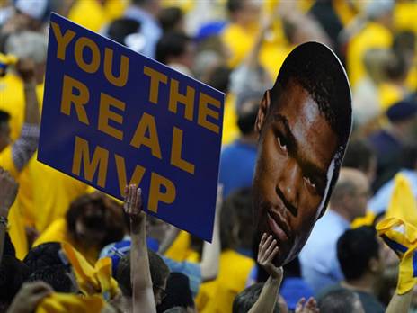 אלופת ה-NBA היוצאת נפרדת באופן מכובד (getty)