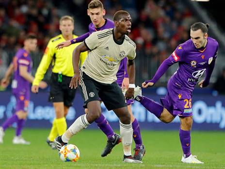 סימנו "וי" ראשון. פוגבה נגד האוסטרלים (getty)