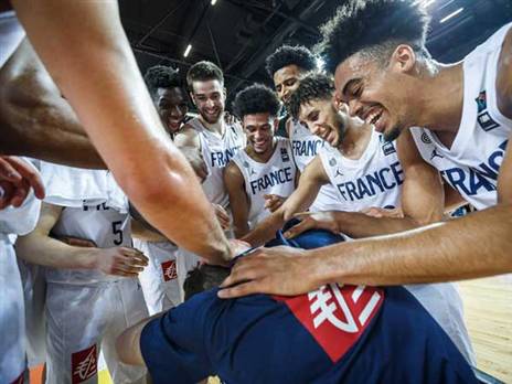 אוהבת קצב איטי, נבחרת צרפת חוגגת עוד ניצחון (FIBA)