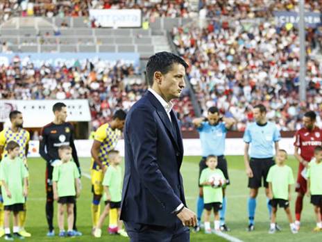 איביץ'. מערך פחדני (האתר הרשמי של מכבי ת"א)