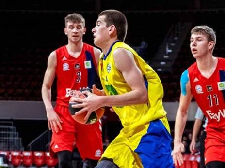 סהר במדי מכבי ת"א. יצליח בלאומית?