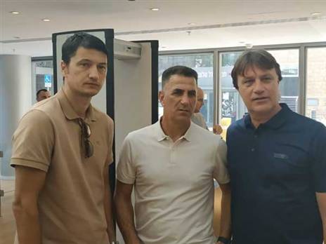 גם המאמנים הגיעו