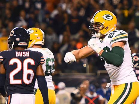 ג'ימי גרהאם חוגג את הטאצ'דאון היחיד במשחק (GETTYIMAGES)